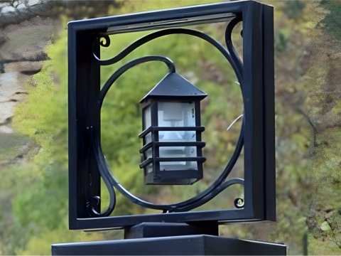 Metalowa lampa kuta 65x60...